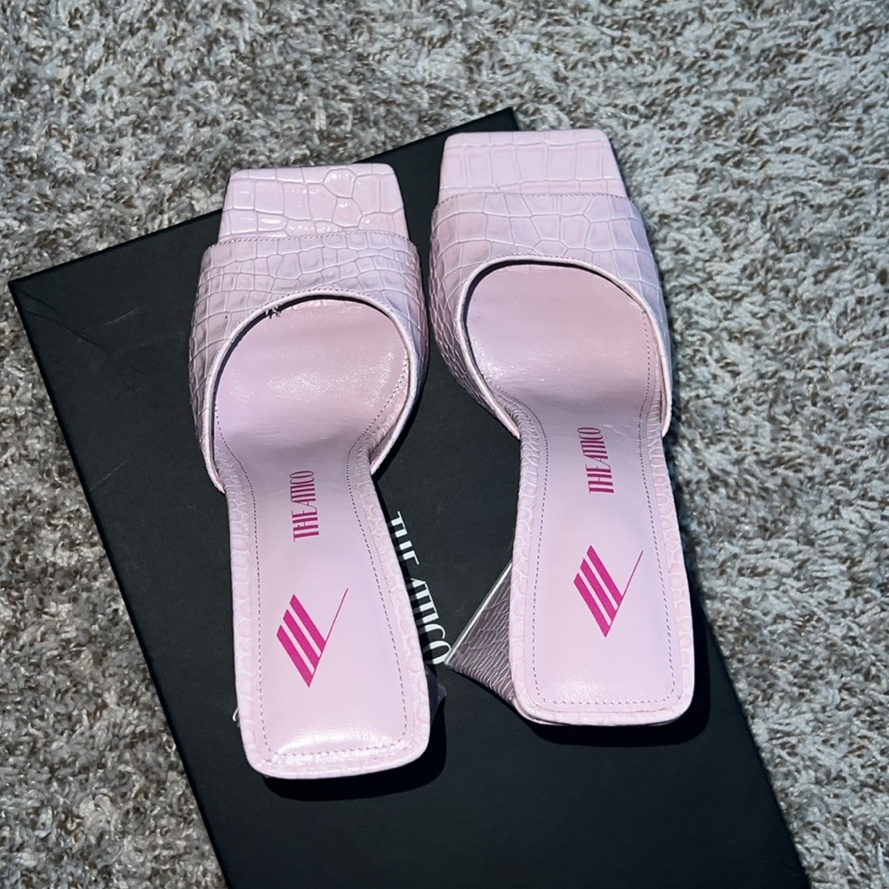 The Attico Lavender Sandals - Picture 5 of 6